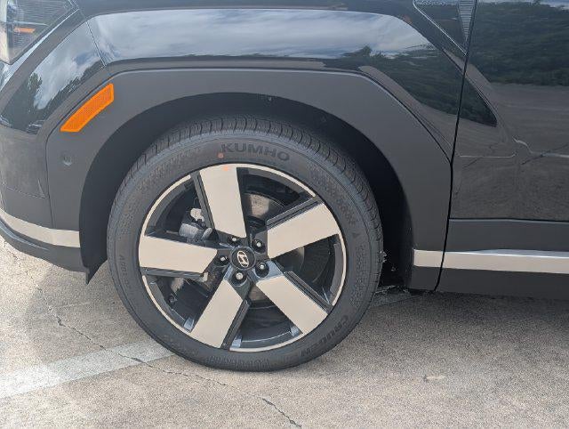 2027 Hyundai Santa Fe Limited FWD