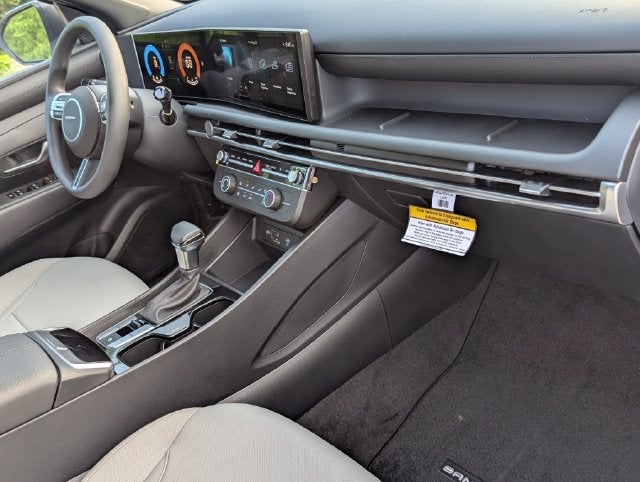 2027 Hyundai Santa Cruz SE FWD