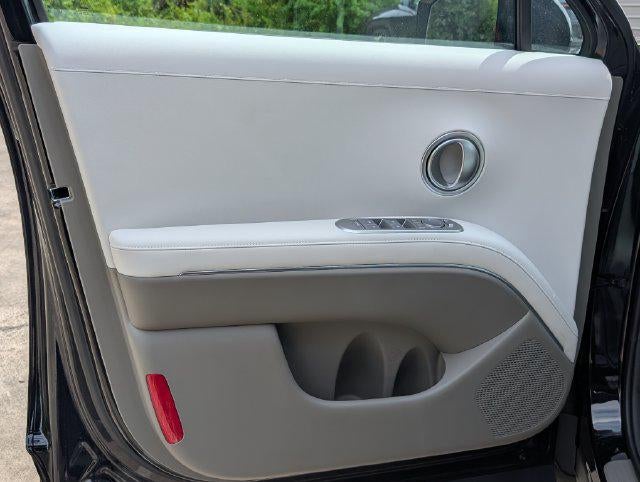 2027 Hyundai Palisade Hybrid Blue SEL 7P