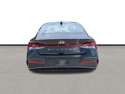 2026 Hyundai Elantra SE