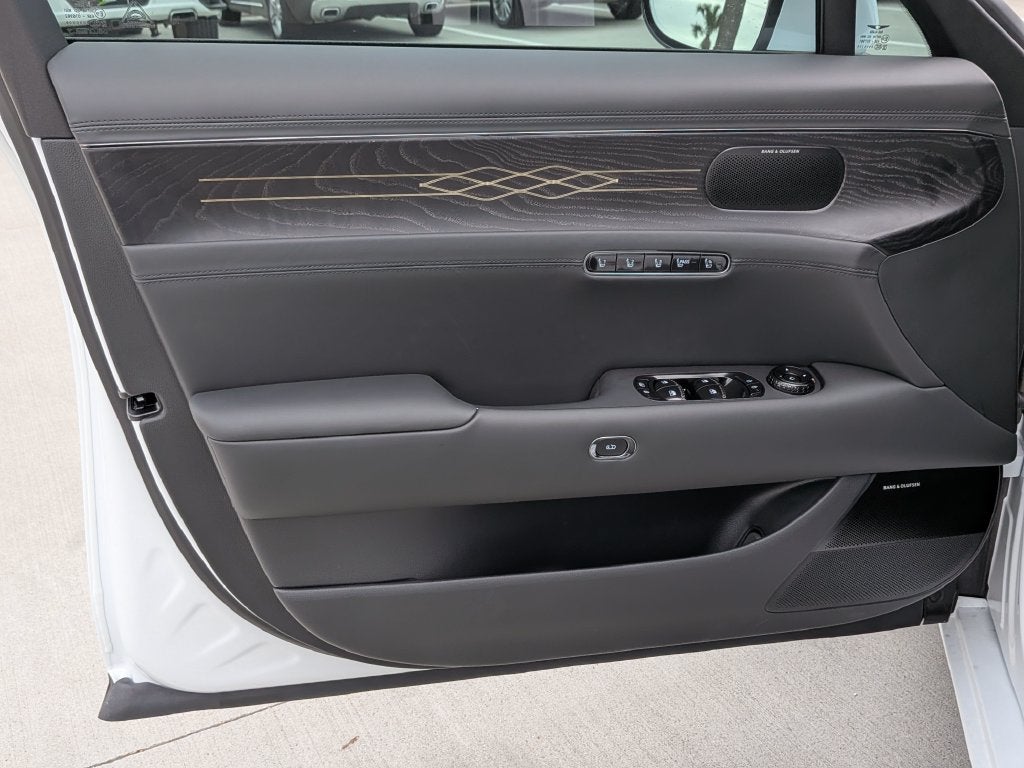 2026 Genesis G90 3.5T e-SC
